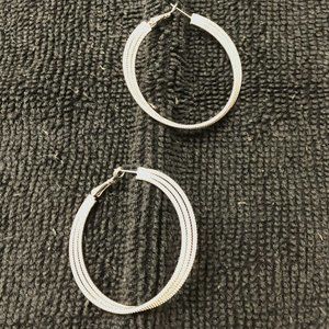 Price Drop!! Silver Hoops 3 Rings Good Quality 1 1/2" diameter